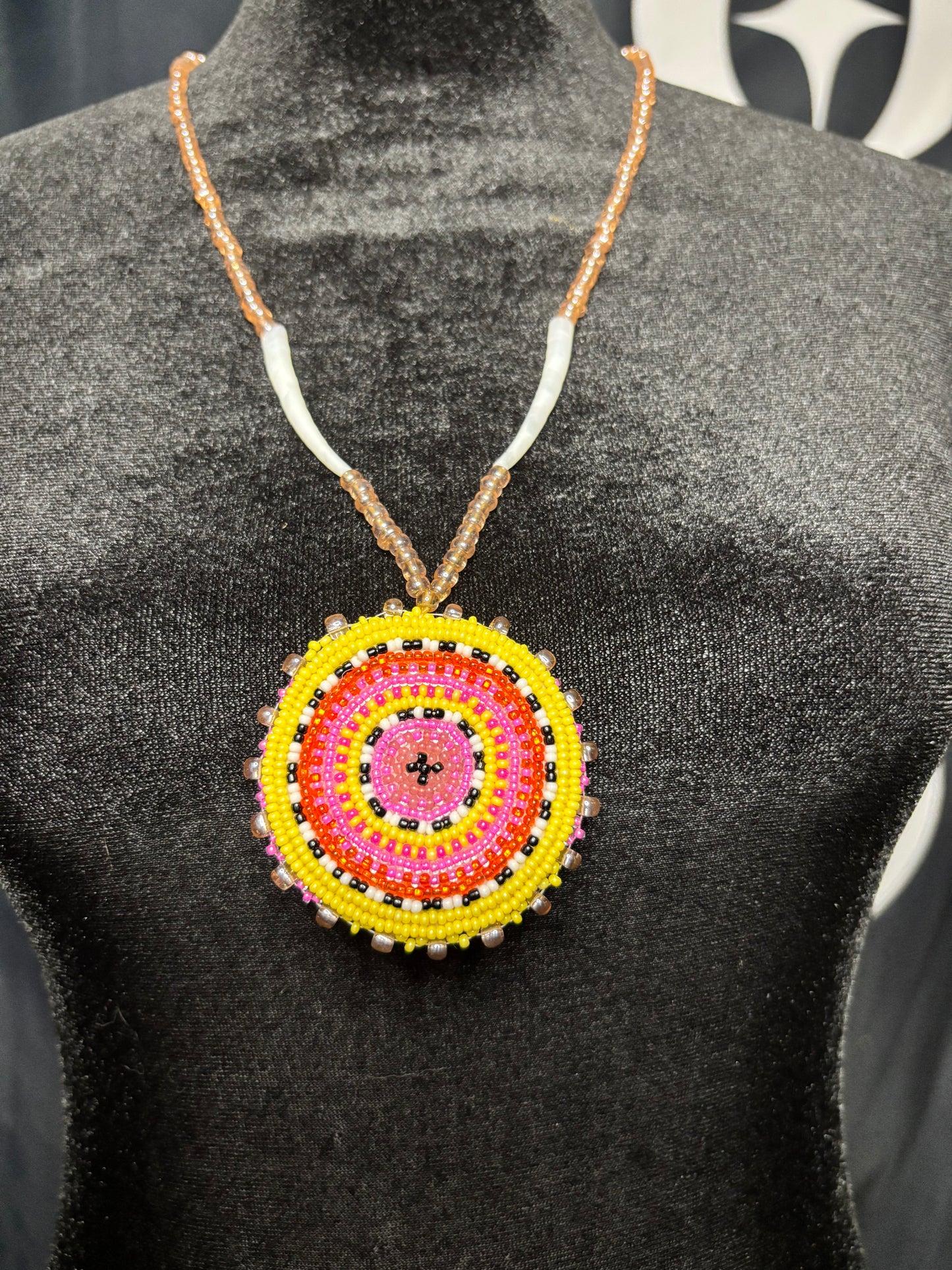 Hommayi Sunburst Medallion